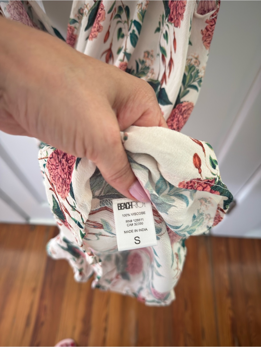 Beach Riot Floral Romper Small - Picture 7 of 7